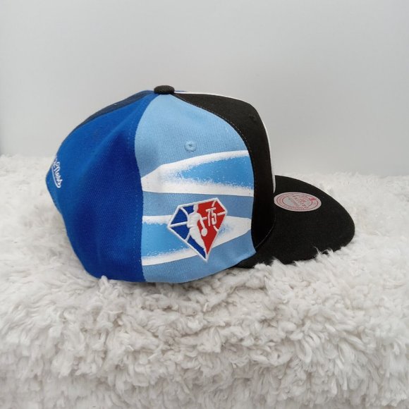 Brooklyn Nets Hat Black White Pinwheel NBA‎ 75th Snapback Retro Mitchell & Ness - Picture 4 of 7